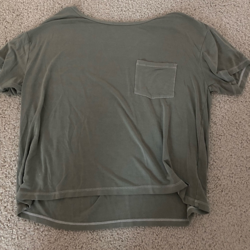 Tee shirt